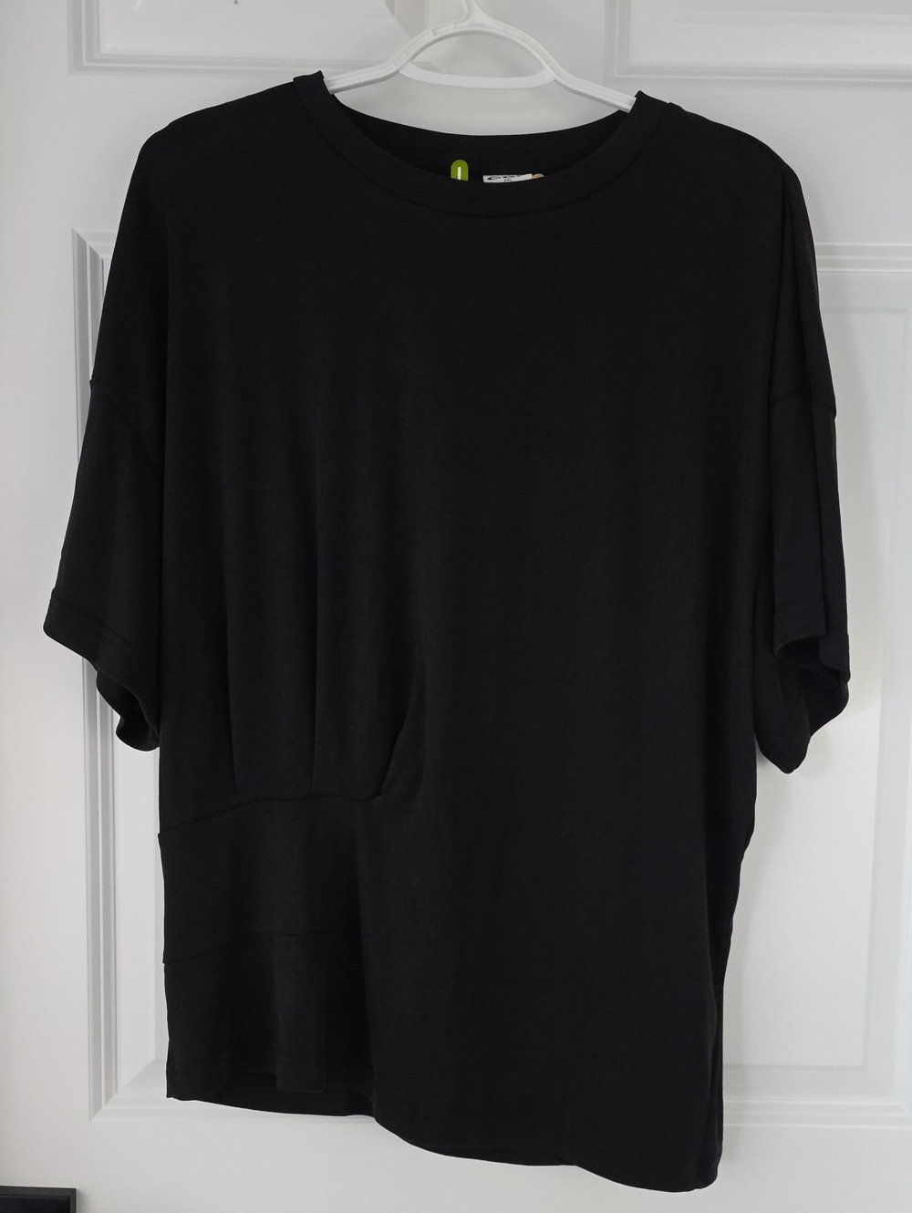 ​NWT OGL Asymmetric Gathered Waist Ribbed Black Short Sleeve Top- Size XL